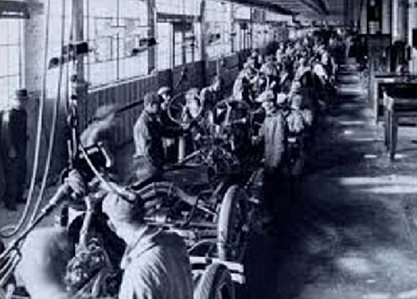 LA REVOLUCION INDUSTRIAL, LA SEGURIDAD Y SALUD OCUPACIONAL  EN EUROPA