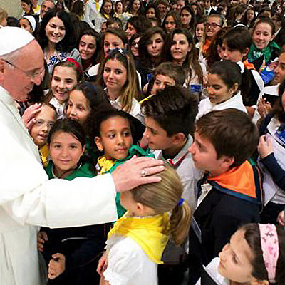 Timeline: 2015  Enciclica Las Metas Educativas del PAPA Francisco