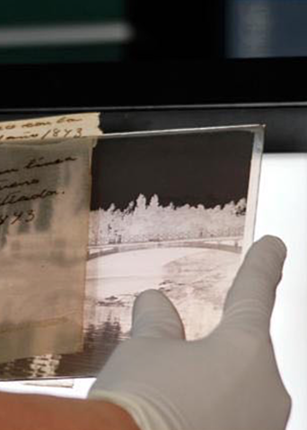 Placa seca de Charles E. Bennett