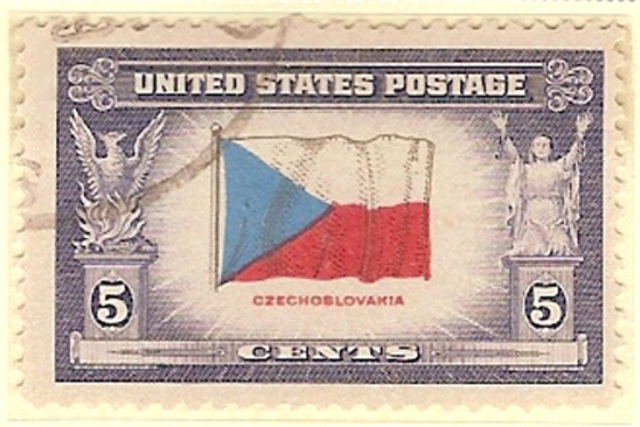 czechoslovakia falls to Hitler