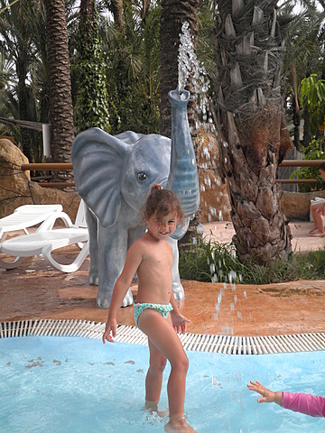 NIRE LEHENENGO UR PARKEA