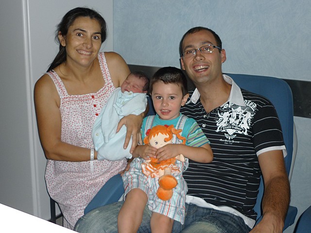 Nire arreba jaio zen.