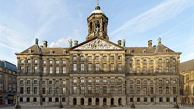 Paleis op de dam
