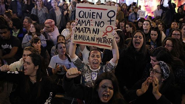 Ley de trabajo para mujeres