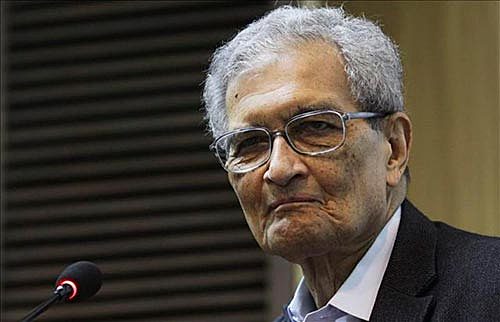 hindú Amartya Sen -Enfoque de las capacidades y el Desarrollo Humano (1990-2000