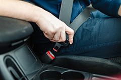 Ζώνες ασφαλείας σε όλα τα νέα αμερικανικά οχήματα