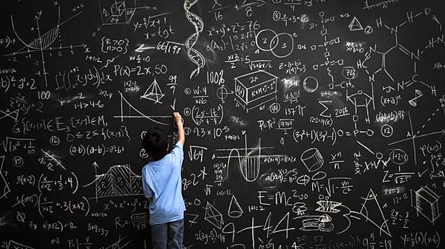 El libro y el pizarron en la escuela