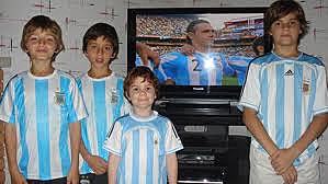 Cuando cumplí 3 años, Mi padres y yo tuvimos un viaje a Argentina a ver a mis primos