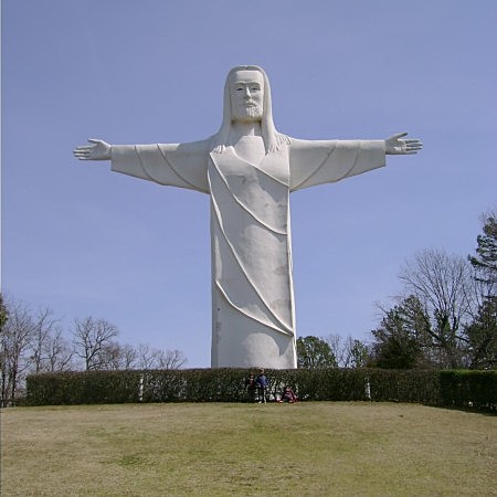 I saw Giant Jesus