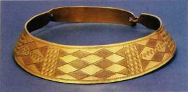 Idade dos Metais- colar