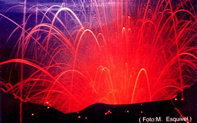 Irazu volcano erupts in Costa Rica