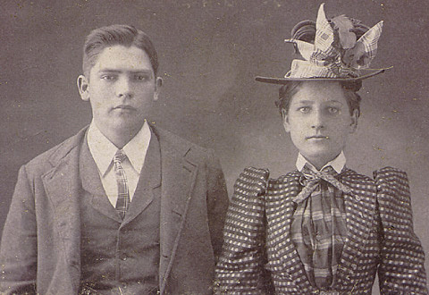 Heidi goes home with Roy and Ruby. While Heidi stays with them, Bernadette urges Heidi to come home. She said that her and Mama needed her.