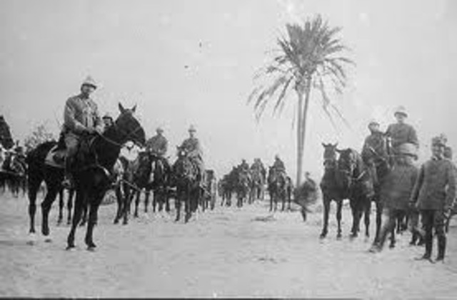 Italian troops conquer Ethiopia