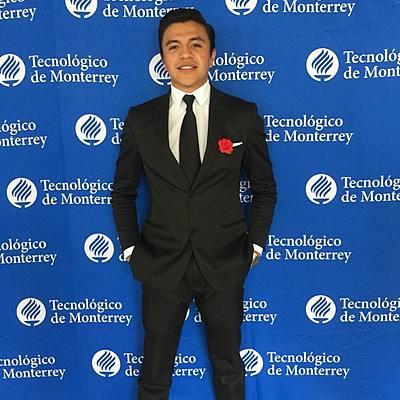 Timeline: LEVÍ VÁZQUEZ_ CVC