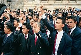 1991: Artículo 45 de la Constitución Política de Colombia