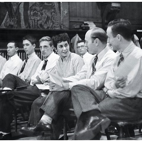 State Colleges admit Women