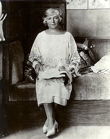 MADELINE VIONNET (Francia)