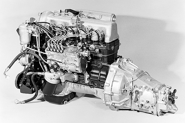 Mercedes Releases the First Five-Cylinder Engine
