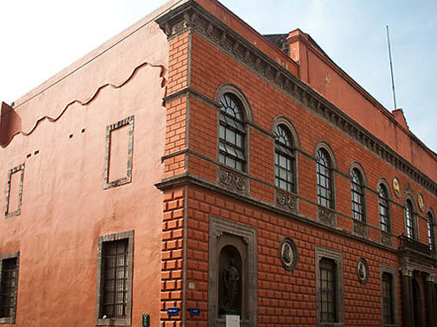 Restauración de la Academia