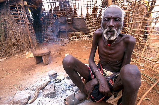 Italian troops conquer Ethiopia