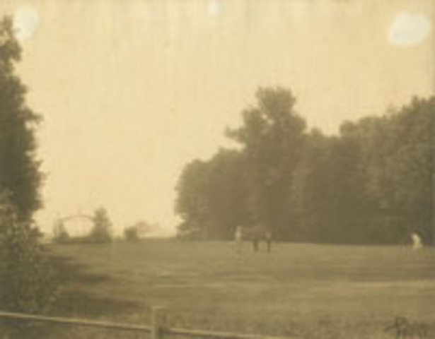 Lake Forest Golf Club formed