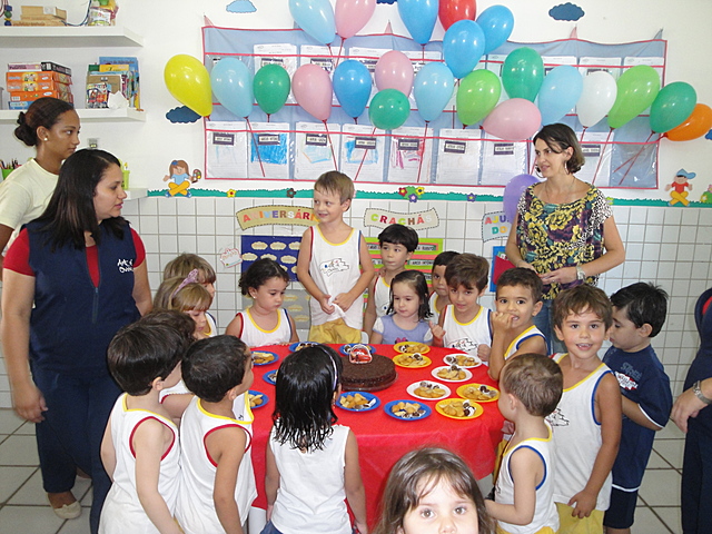 4º ANIVERSÁRIO NA MINHA PRIMEIRA ESCOLA