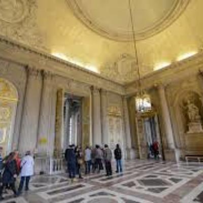 Timeline: Les inventions liées à l’évolution des parcours touristiques audio guidés