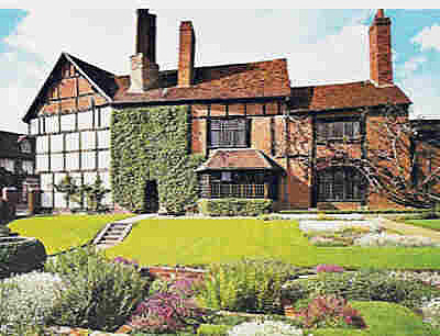 He purchases New Place in Stratford