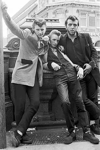 TEDDY BOYS