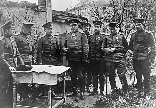 Bulgaria joins the central empires and Allied landing in Thessaloniki