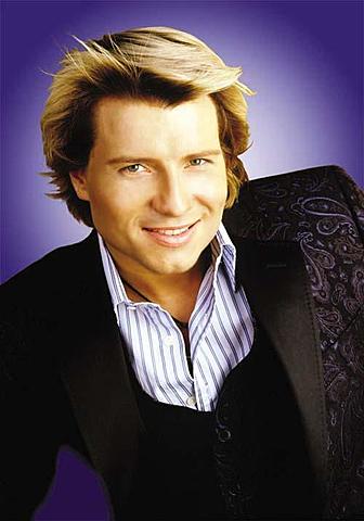 ЗАЗВЕЗДИЛСЯ