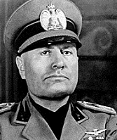 Mussolinik diktadura ezarri zuen