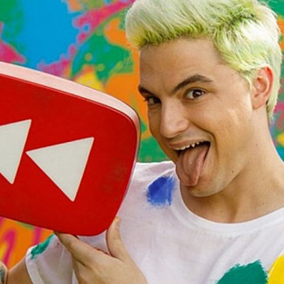 Timeline: Felipe Neto`s life