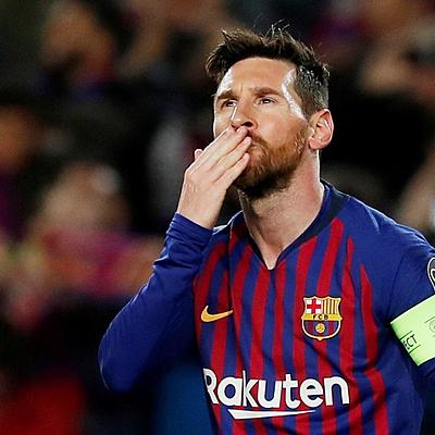 Timeline: Messi The E.T.