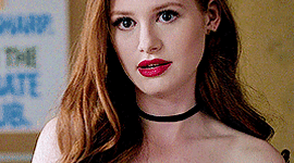 Timeline: Madeleine Petsch By Luanna,Luísa and Matheus