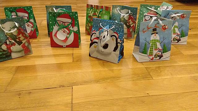 Bulgarian students sent presents and postcards to our partners from the Czech Republic