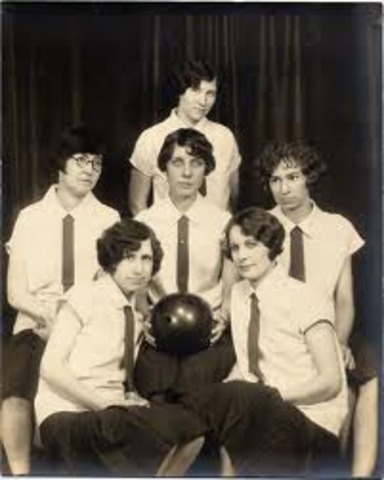 Women's Bowling Congress founded