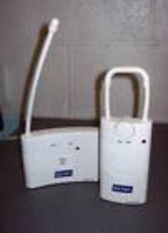 Baby Monitor Surveillance (-)