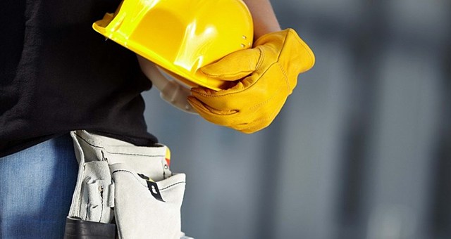 En 1844 se produce su encuentro con Marx en Bruselas.