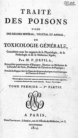Mateo Ofila Mahonés emigrante en Francia, donde produjo el texto básico inaugural de esta disciplina, el tratado de venenos o toxicología general.