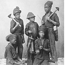 EN COLOMBIA: GUERRA DE LOS MIL DÍAS (1899 AÑO - 1902 AÑO)