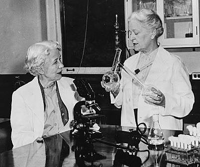 Elizabeth Lee Hazen y Rachel Fuller Brown