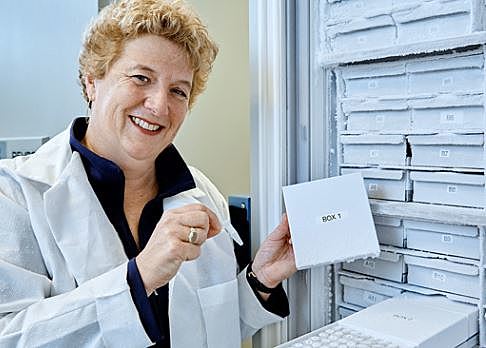 Laura J. van 't Veer