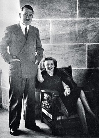 Tropas de Unión Soviética toman Berlín