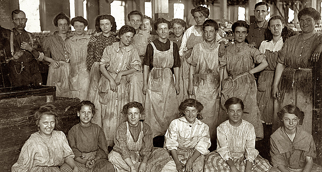 Plus: día internacional de la mujer. (Antecedentes)