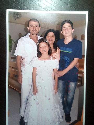 LA PRIMERA COMUNIÓN DE MI HERMANA