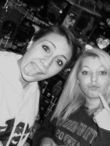 my bestfriend comes to visit me from Indiana