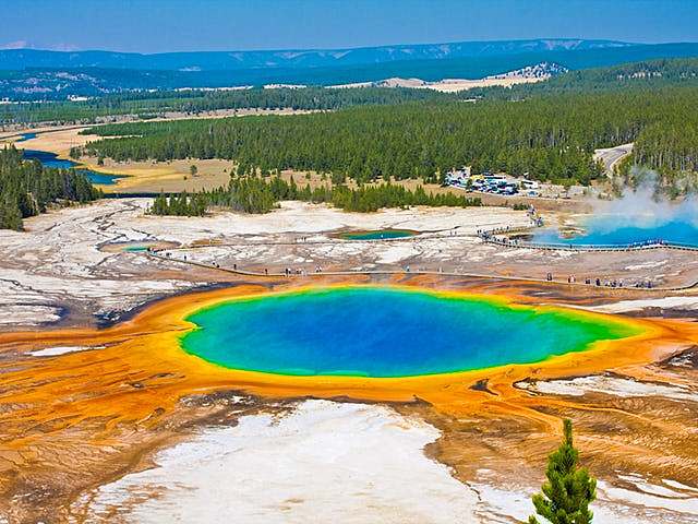 Yellowstone established