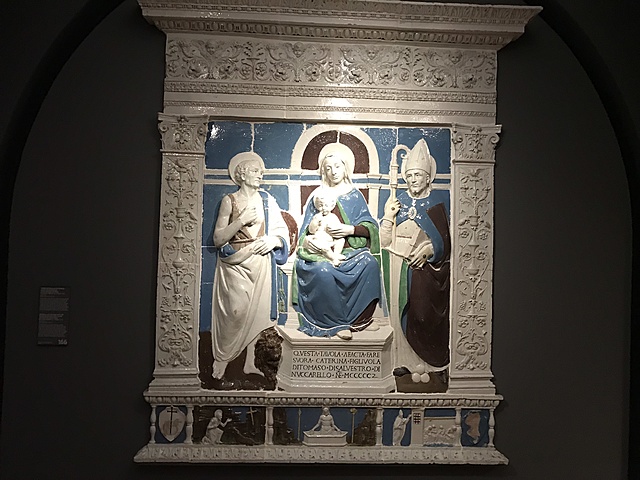 Retabel met Maria en Christuskind tussen Sint-Hiëronymus en Sint-Nicolaas van Myra.