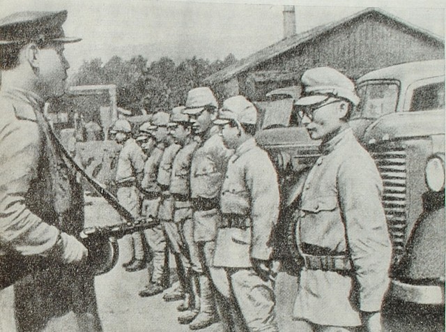 Сложила оружие японская Квантунская армия в Манчжурии.